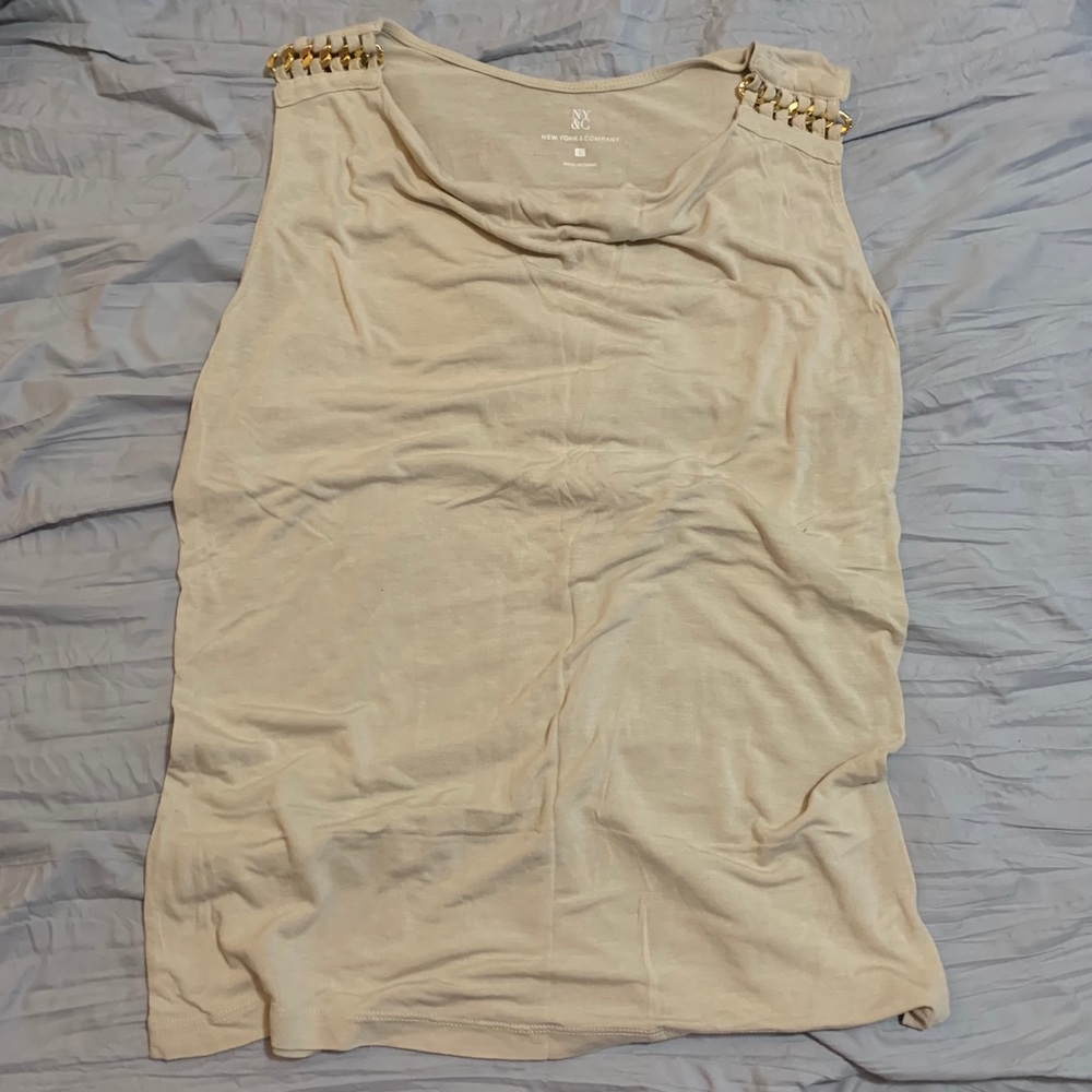 New York & Company Women’s blouse. Size L.